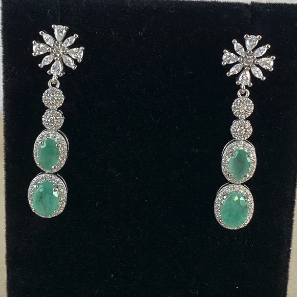 White Gold Plated 925 Sterling Silver Earrings Natural Unheated Green Emeralds - Picture 1 of 6